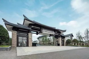 万达年终奖盛况 金光闪闪引发热议，济南建筑设计院反应几何？